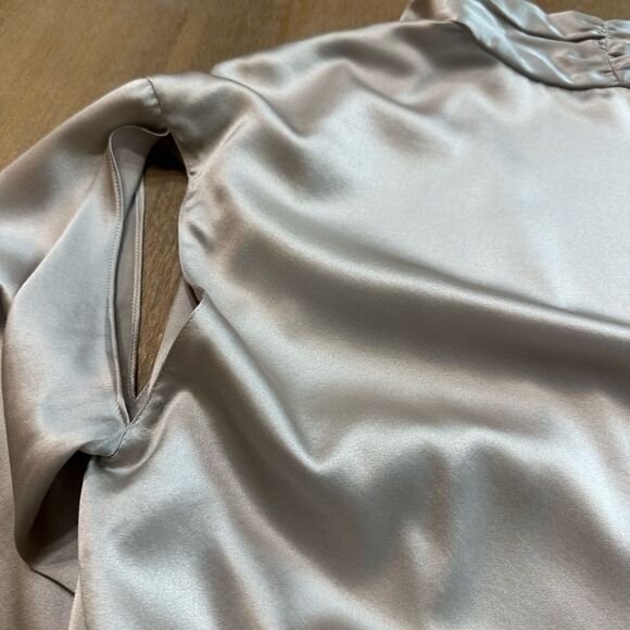 ET OCHS The Nala Silk Surplice Top Draped Wrap Blouse Cutout Detail Size Medium - Picture 13 of 16